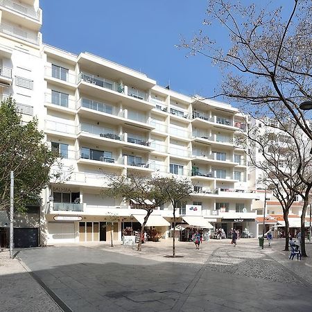 Original 3 Bedroom Downtown Albufeira Luaran gambar