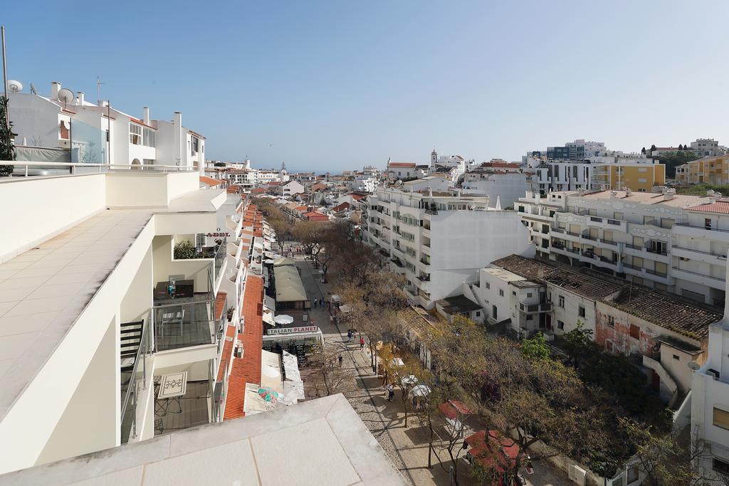 Original 3 Bedroom Downtown Albufeira Luaran gambar